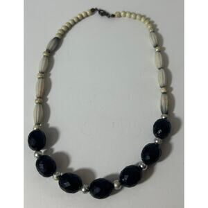 Vintage Black Faceted Bead & Bone-Style Necklace 18” Silver Tone Accents